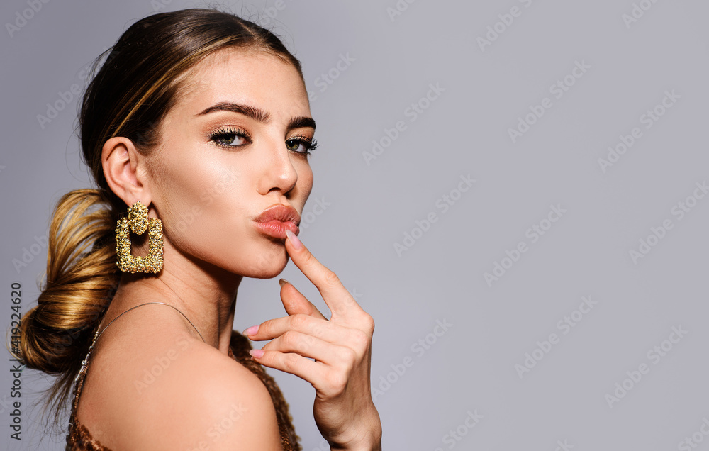 Fashion makeup and cosmetics. Beautiful woman with jewelry. Stylish accessories. Beauty trends. Fashion makeup and cosmetics. Beautiful woman with jewelry. Stylish accessories. Beauty trends.