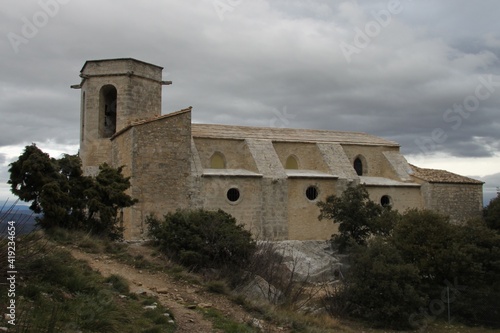 Oppède-Le-Vieux, Lubéron, Vaucluse photo