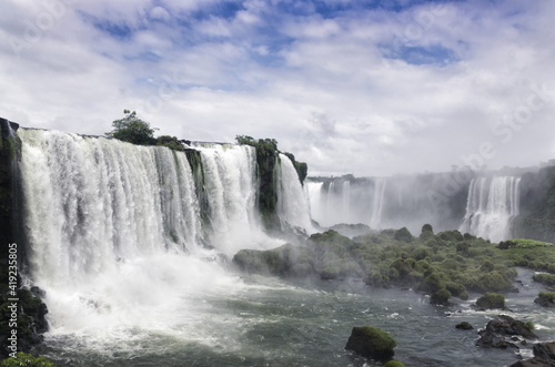 The cascade of Waterfalls in the Iguasu