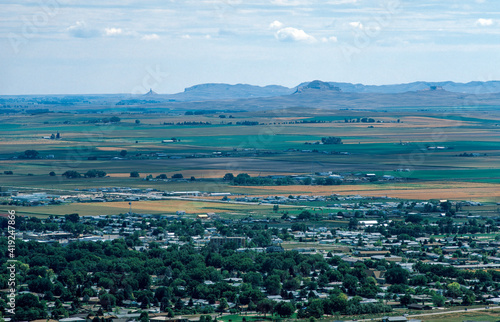 Chimney Rock as a landmark on the horizon, Nebraska