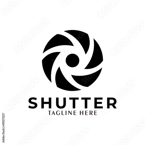 shutter logo icon vector isolated