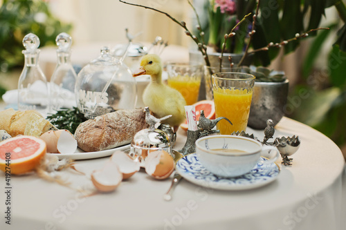 beautiful and cozy bright easter table decoration