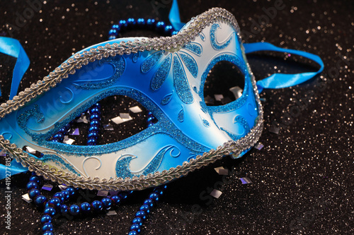 Blue Carnival Mask With Bead String And Confetti