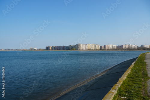 Lake Morii with blocks in the background, Bucharest, Romania. © samy