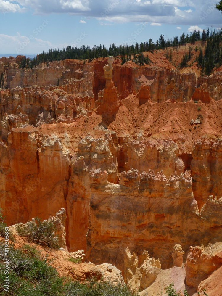 Scenic view of the red sandstone hoodoo rock formations at Bryce Canyon National Park Scenic view of the red sandstone hoodoo rock formations at Bryce Canyon National Park