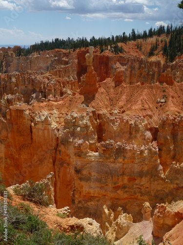 Scenic view of the red sandstone hoodoo rock formations at Bryce Canyon National Park