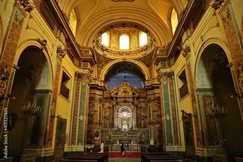 Napoli - Interno della Chiesa San Giuseppe dei Ruffi