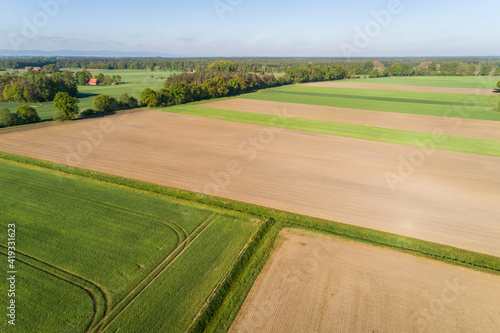 Landschaft in Deutschland aus der Luft © Christian Schwier