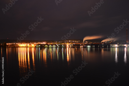 night view of the port © Dennis