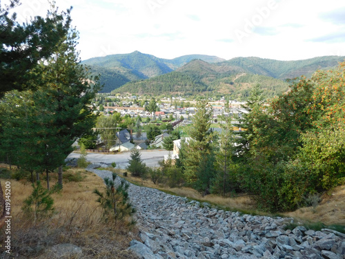 Принти на полотні A rocky artificial riverbed leads to the north side of Kellogg, Idaho
