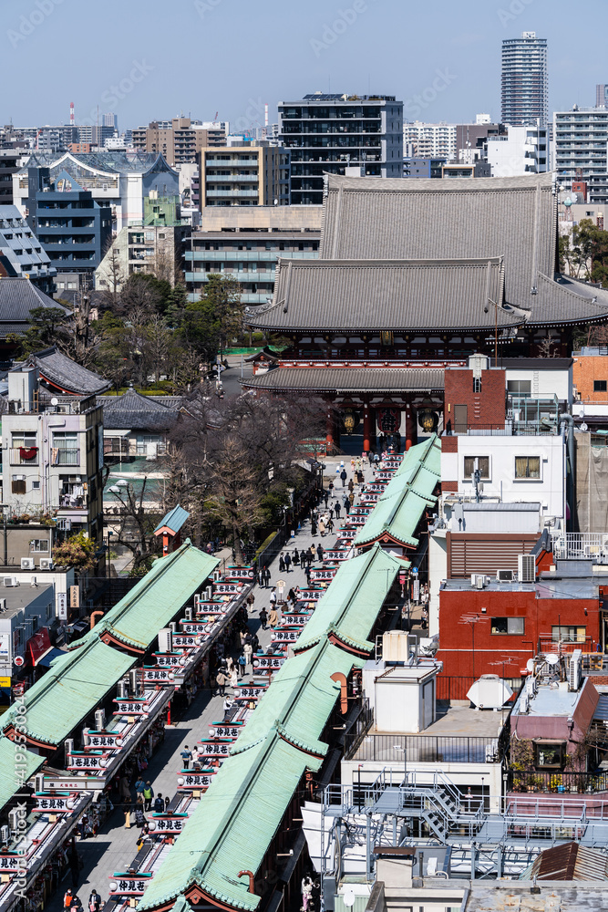 Fototapeta premium 東京・浅草仲店商店街