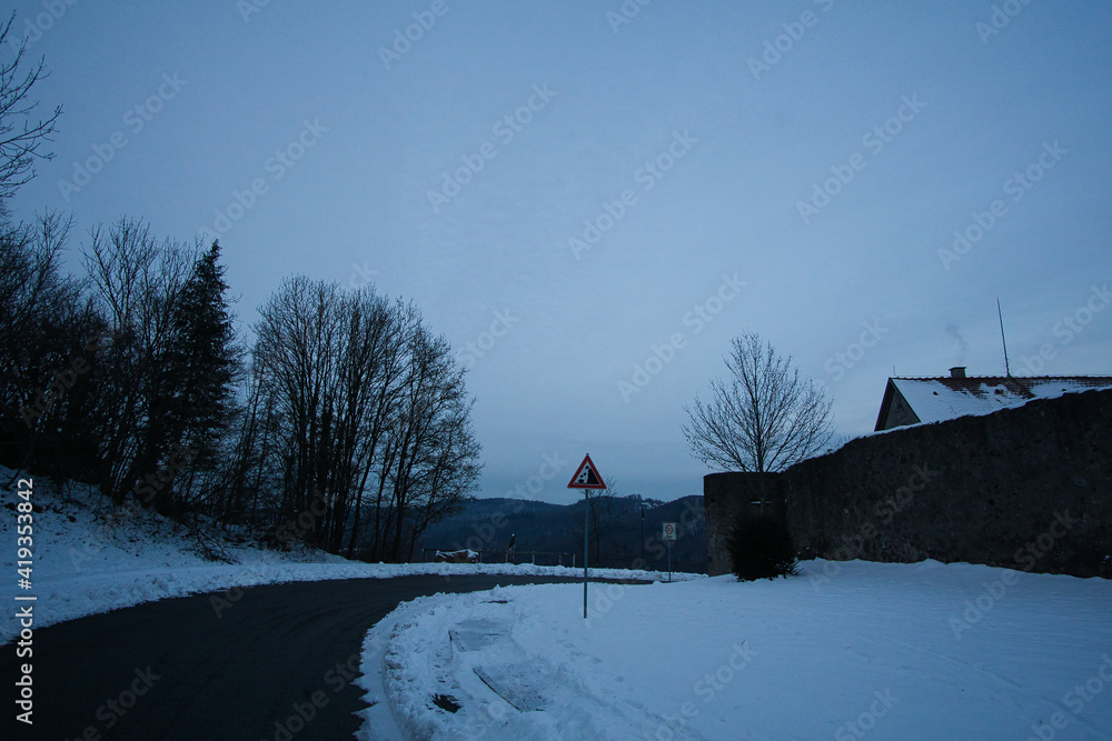 Ein Schöner Wintertag auf der Burg Maienfels