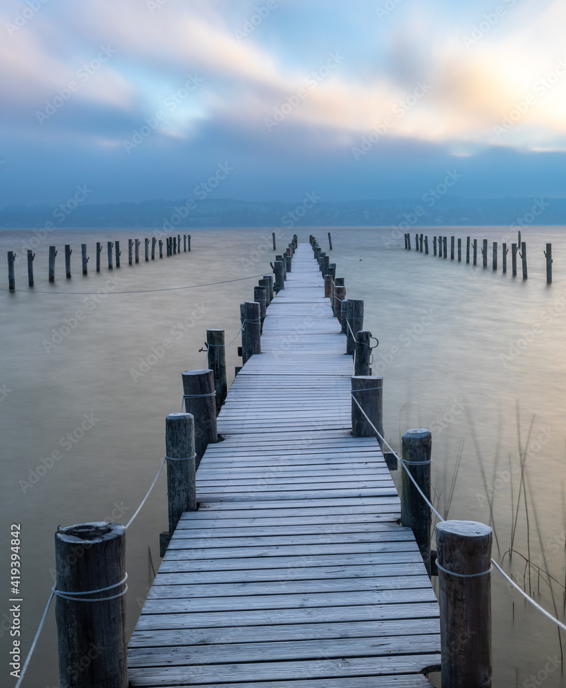 Windiger Morgen in Utting am Ammersee