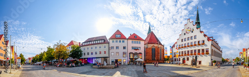 Marktplatz und Rathaus, Neumarkt in der Oberpfalz, Deutschland  photo