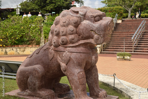 statue of a lion