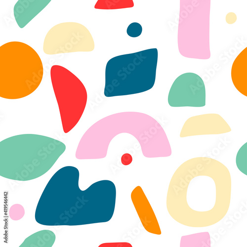 Seamless pattern of colorful geometric shapes