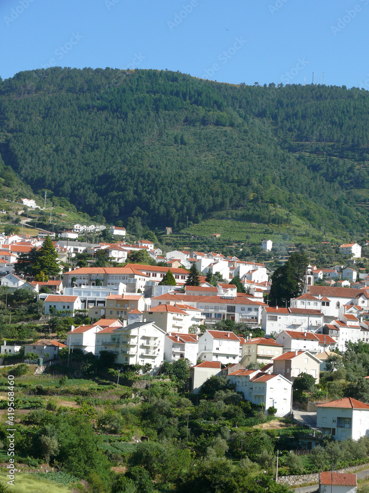La ville de Belmonte et son chateau