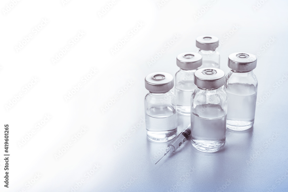 syringe and medicine bottle for injection syringe and medicine bottle for injection