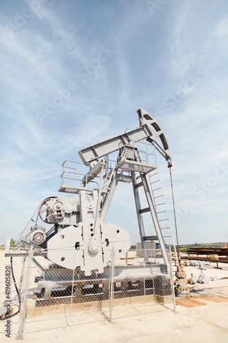 land oil drilling rig, summer