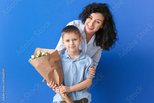 Little boy greeting his mom...