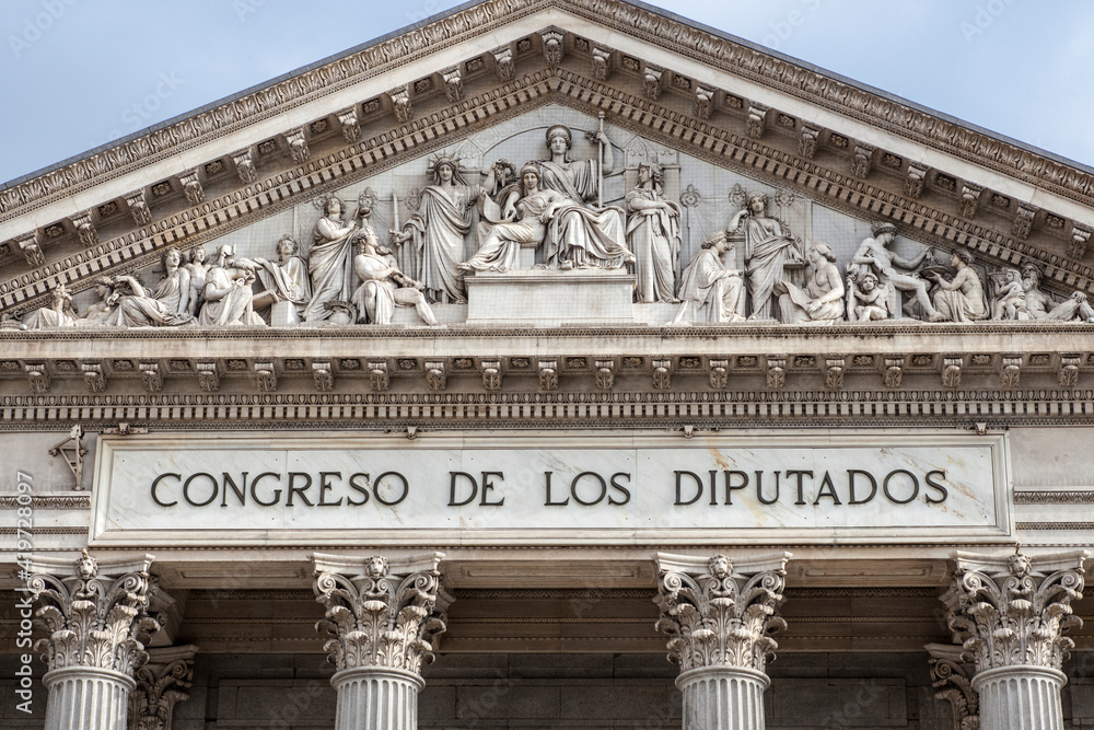 Obraz premium Spanish Congress of Deputies Building, Madrid, Spain