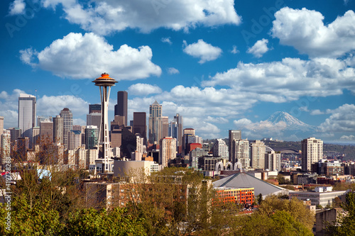 Seattle  Washington State  USA with Mount Rainier in background