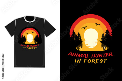T-shirt Title animal hunter in forest color orange white and yellow