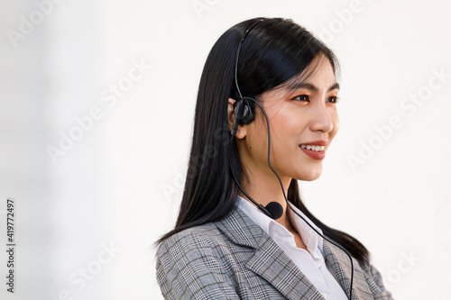 Fotografie, Obraz Portrait close-up shot of young pretty confident happy successful female asian b