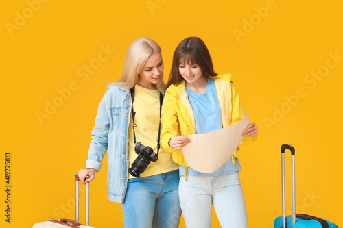 Couple of lesbian tourists ...