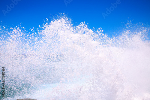 Big waves at China Walls, Koko Kai Beach Mini Park , Honolulu, Oahu, Hawaii   Sea Nature Landscape Travel © youli