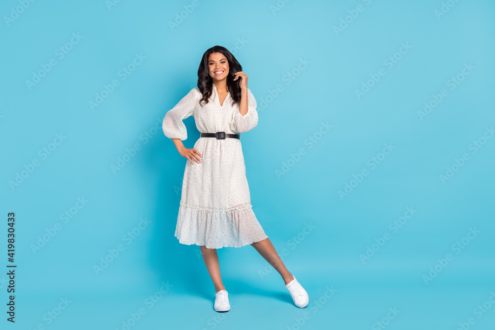 Φωτογραφία Full length body size view of attractive cheerful girl wearing cozy midi dress p