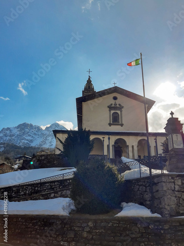 chiesa oltre il colle val serina