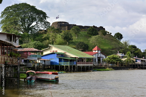 Paisajes y rincones del pequeño pueblo de El Castillo, a orillas del rio de San Juan, en el sur de Nicaragua