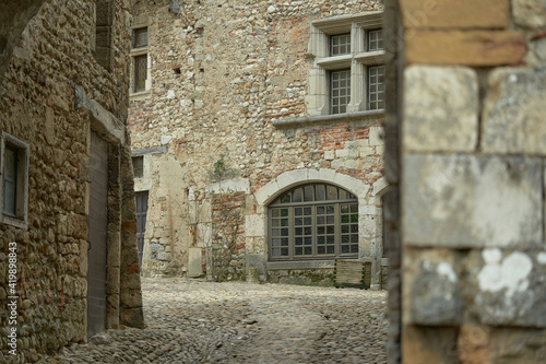 Pérouges