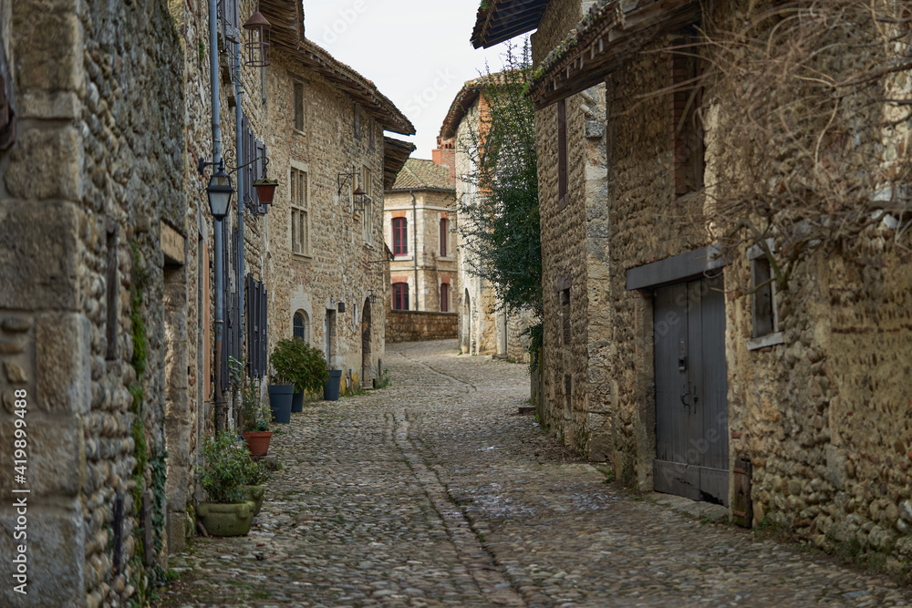 Pérouges