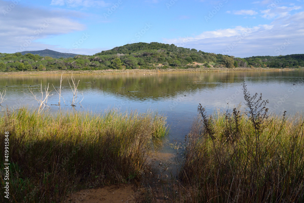 Veduta del lago Baratz