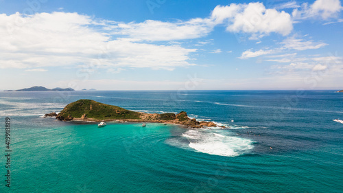 island in the sea