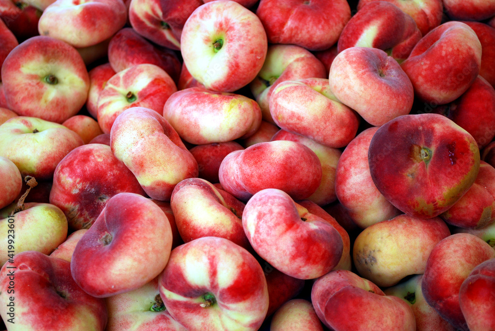 peaches peaches