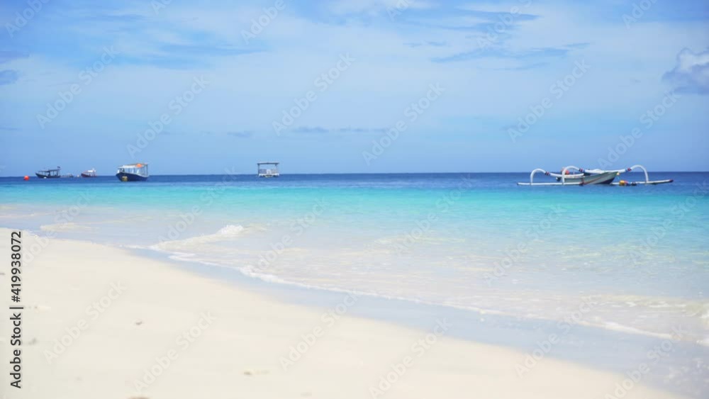 Ocean waves on caribbean Ocean waves on caribbean