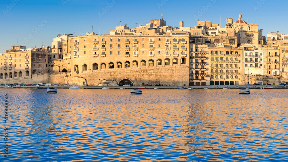 Malta, Senglea peninsula in morning light, panorama image