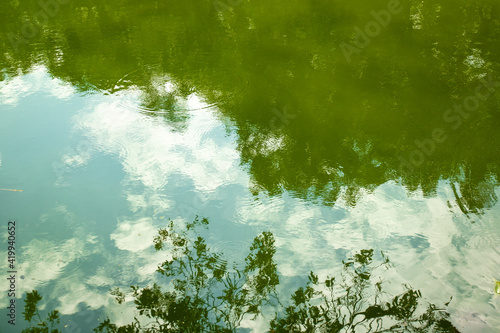 Obraz na płótnie Reflection of the Clean and Calm Lagoon Water w salonie