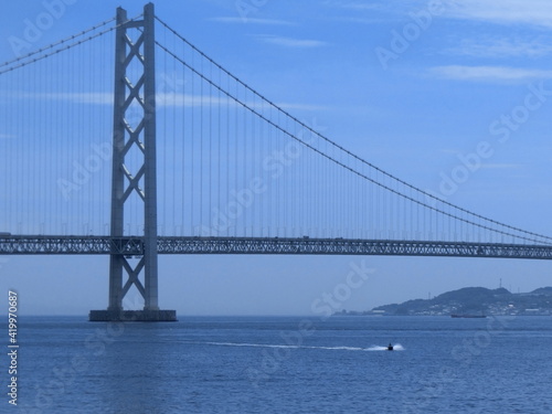 明石海峡大橋(神戸・西舞子からの風景)