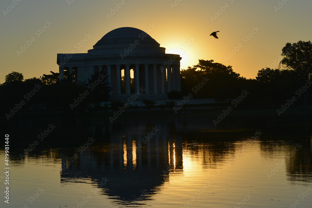 Obraz premium Thomas Jefferson Memorial during sunrise - Washington D.C. United States of America