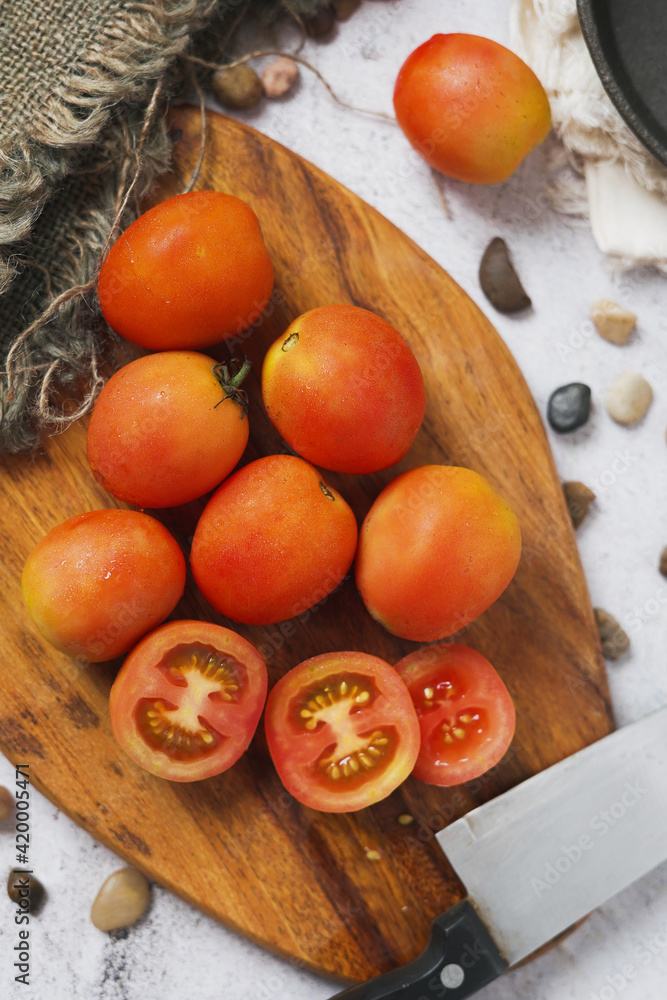 sliced tomatoes top shot sliced tomatoes top shot