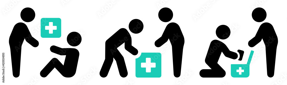 Obraz premium Doctor taking care of the patient by using the medicine in the medical briefcase.