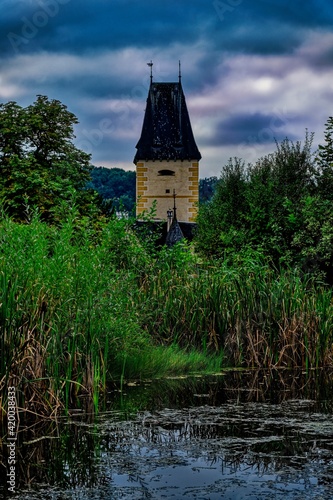 Ottenstein Castle pond photo