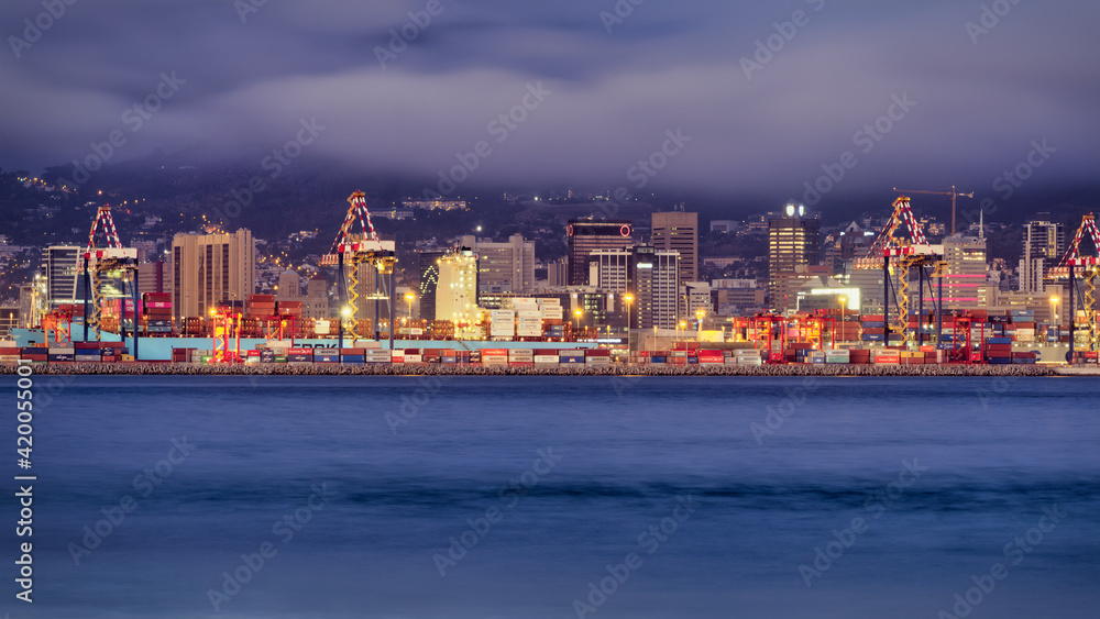 Fototapeta premium Table Bay Harbor Container Terminal and Cape Town Skyline
