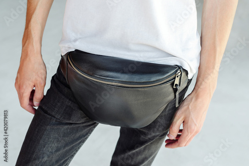 Custom Fanny Pack For Men, Black Leather Belt Bag, Large Waist Bag. Light weight, soft leather fanny pack is the best choice for travel.