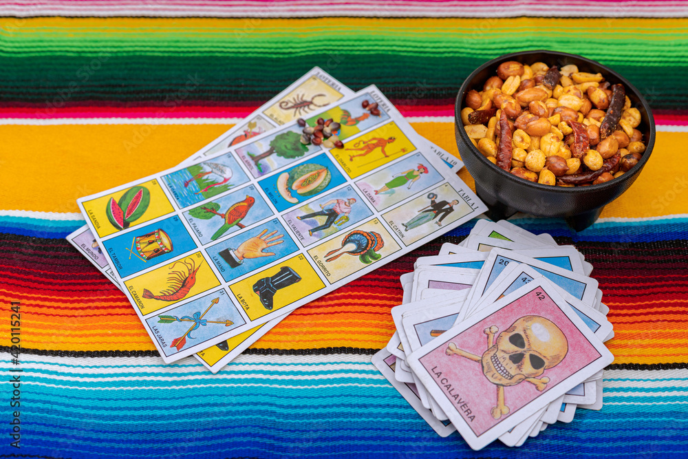 La Lotería Mexicana, juego de mesa familiar. foto de Stock | Adobe Stock