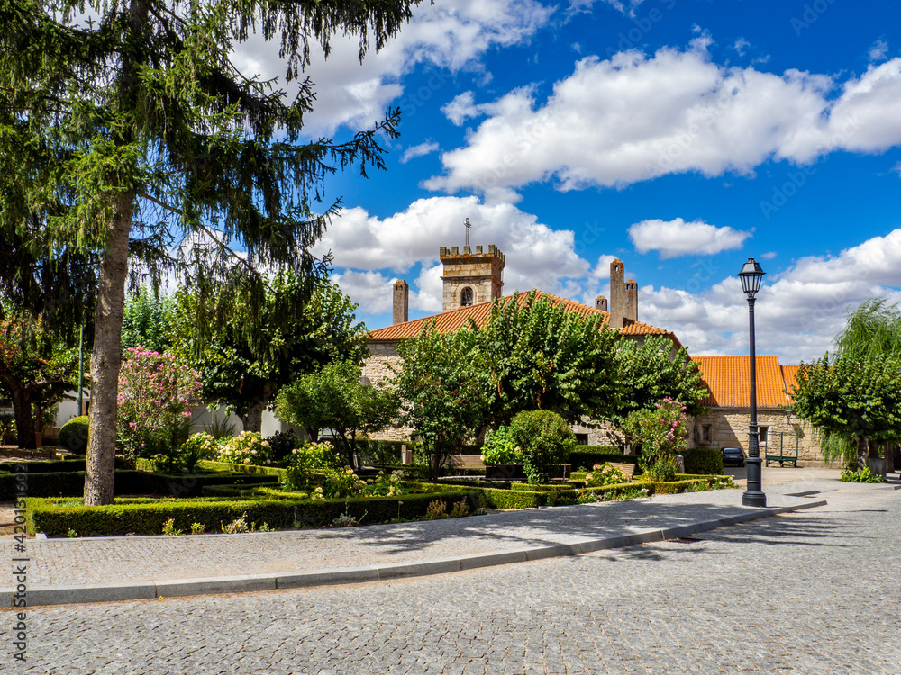 Portuguese fortified village belonging to the district of Guarda